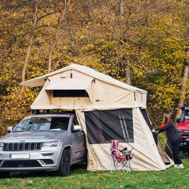 ROOF TENT WITH VESTIBULE