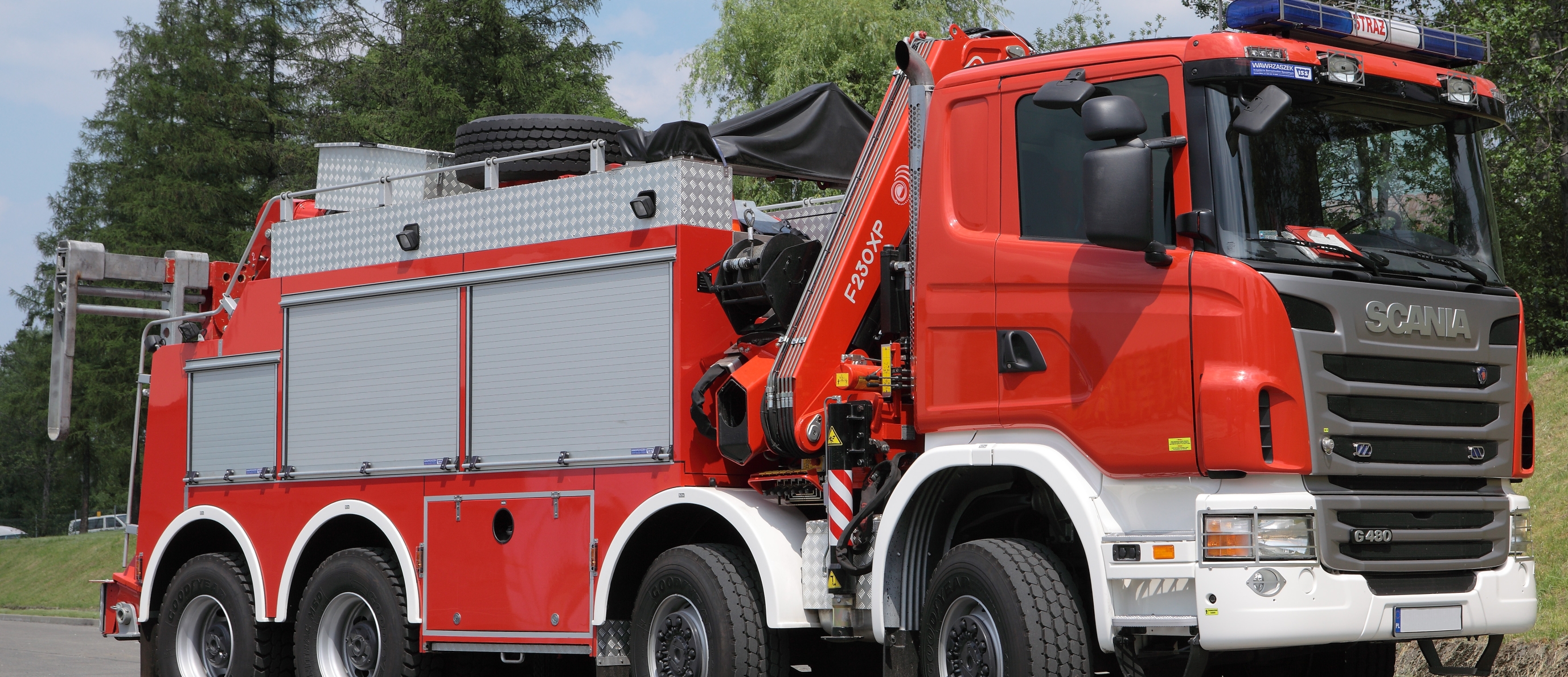 Dragon Winch Treuil électrique Truck 18000 lbs / 8165 kg, 24V avec câble en  acier 31m pour les véhicules industriels, les véhicules pompiers et les